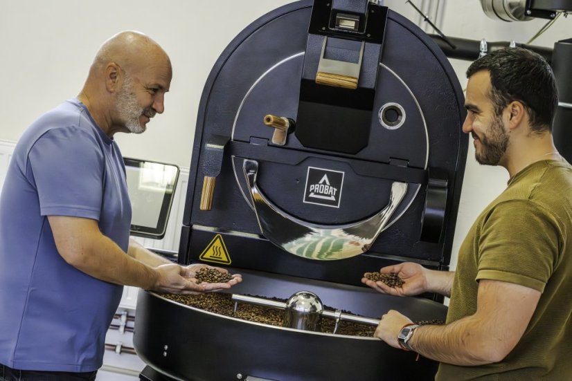 ARABICA 100% exclusive - Varianta: Zrnková káva, Veľkosť balenia: 6 x 1000 g